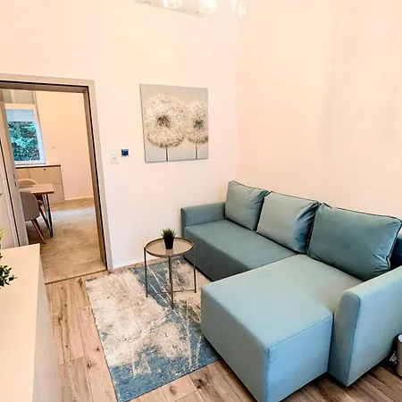 Apartament Downtown Nest